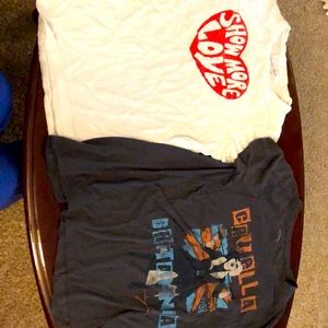 Women’s tshirt bundle 4 graphic tees size medium